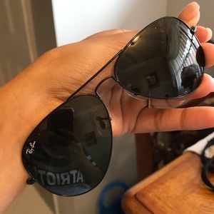 RB 3025 Black on black aviators Ray Bans